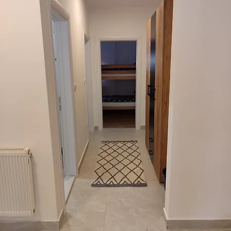 Apartment Visnja Pale